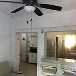La Casa De Los Abuelitos